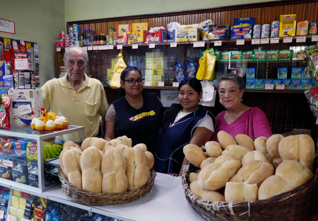 El secreto de la marraqueta artesanal que mantiene viva a una histórica panadería de San Bernardo