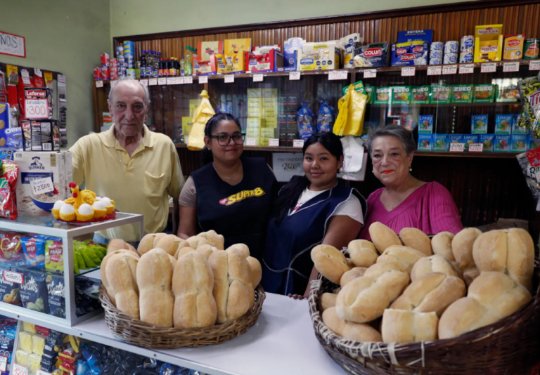 El secreto de la marraqueta artesanal que mantiene viva a una histórica panadería de San Bernardo